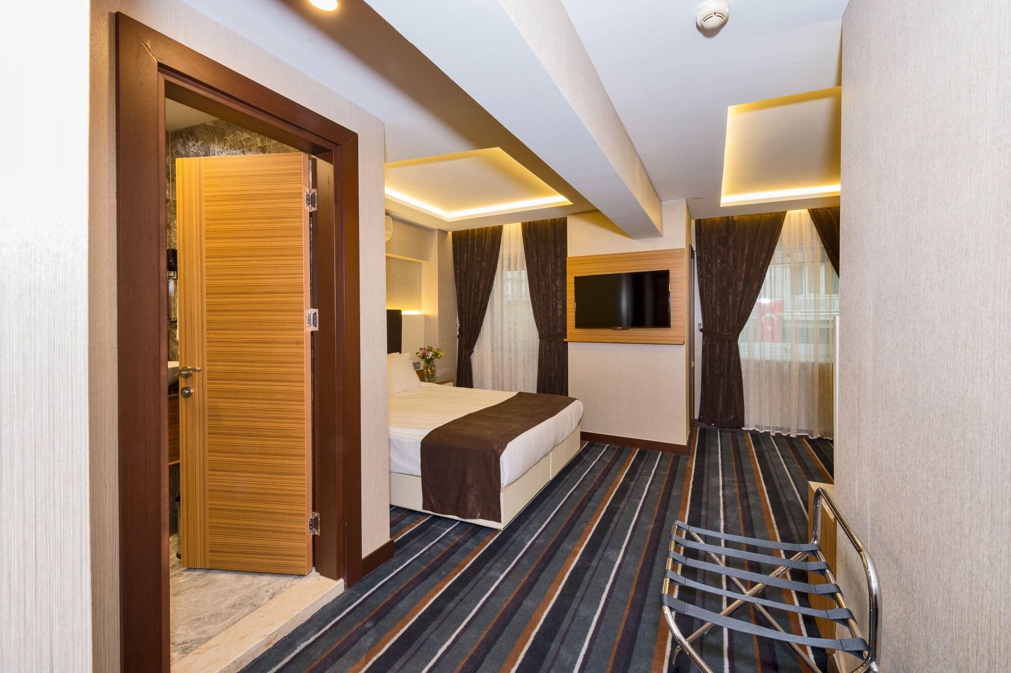 Отель Bergama Old 3*